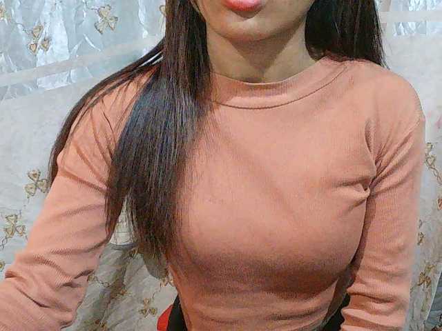 Nina-001 live cam on BongaCams