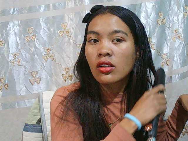 Nina-001 live cam on BongaCams