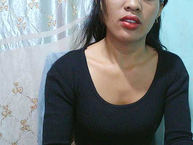 Nina-001 live cam on UnifiedCams