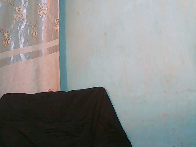 Nina-001 live cam on UnifiedCams