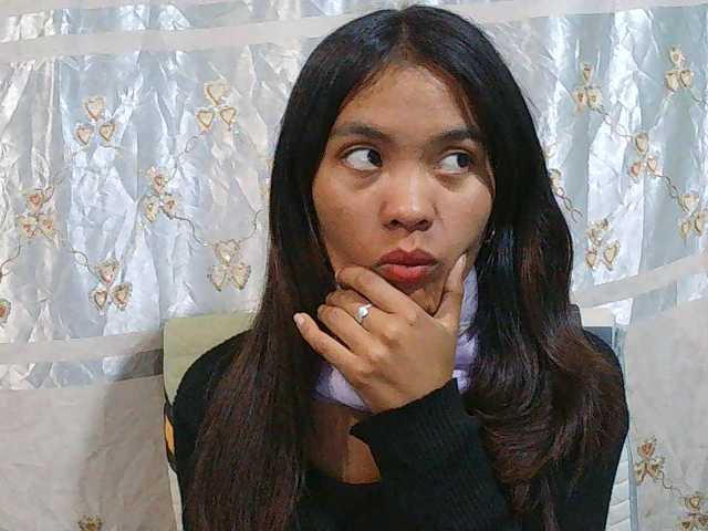 Nina-001 live cam on BongaCams