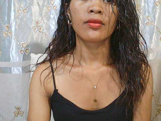 Nina-001 live cam on BongaCams