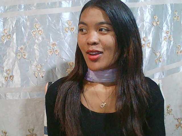 Nina-001 live cam on BongaCams