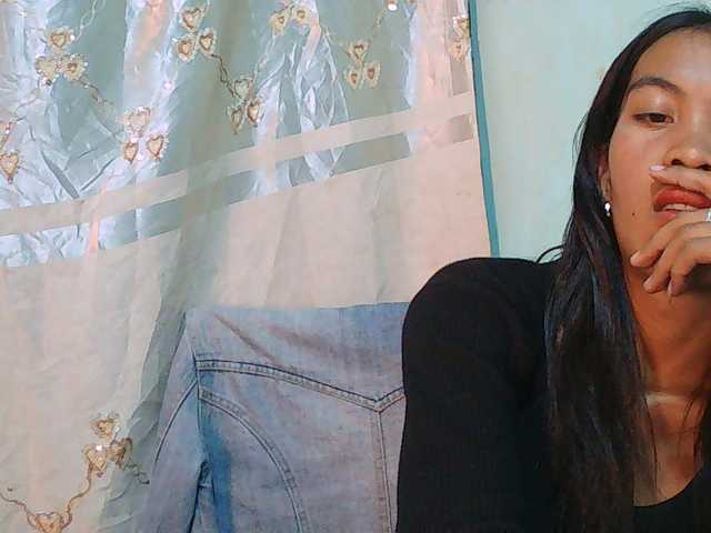 Nina-001 live cam on UnifiedCams