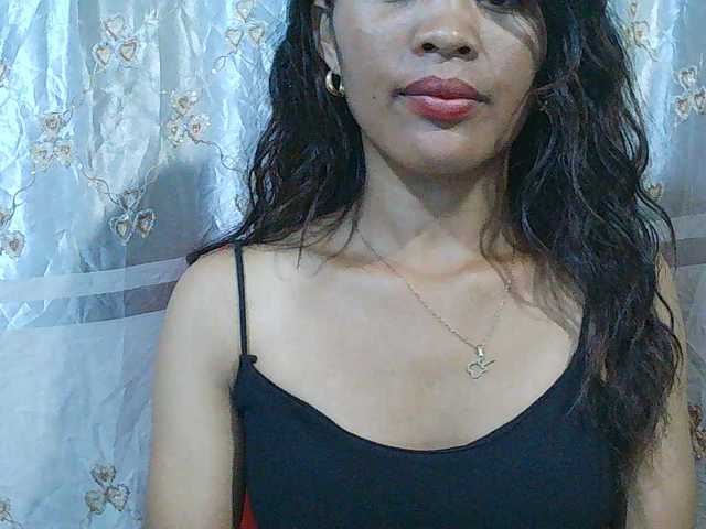 Nina-001 live cam on BongaCams