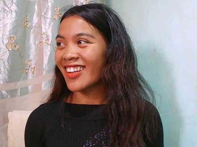 Nina-001 Nina-001