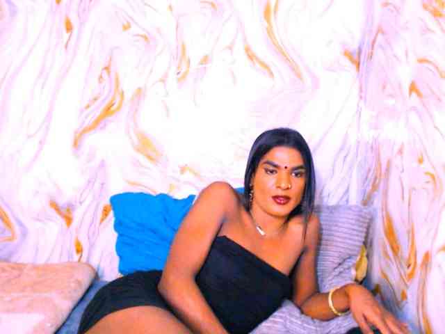 spicybarbie4u Live Webcam on BongaCams
