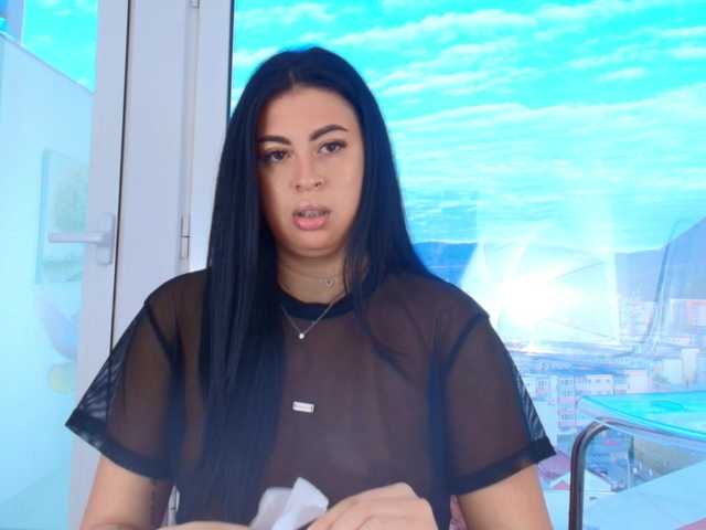 MissyScarlet's BongaCams show and profile