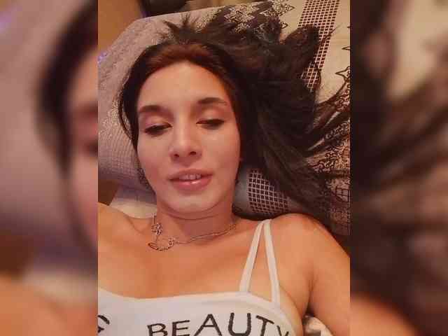 Milashka28012001 webcam