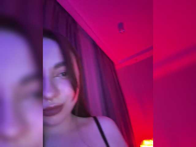 Murris's BongaCams show and profile