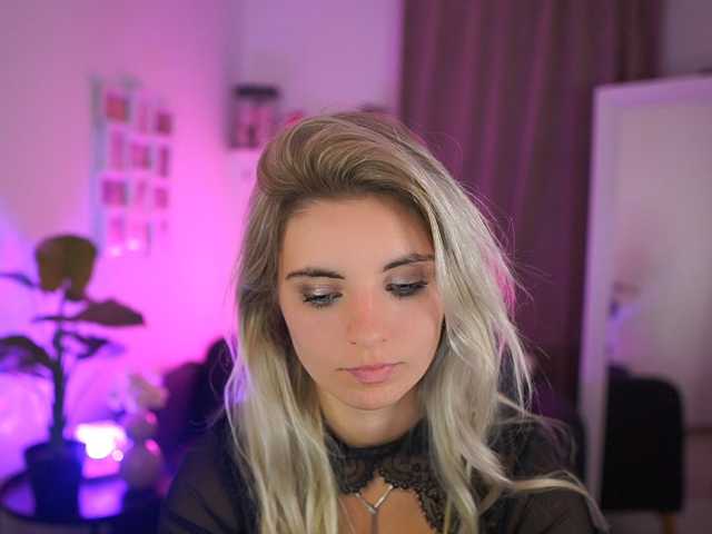 Jetpearl live cam on BongaCams
