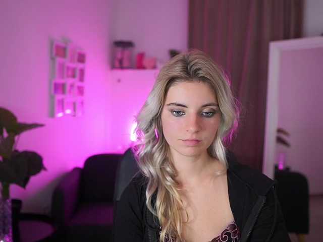 Jetpearl live cam on BongaCams
