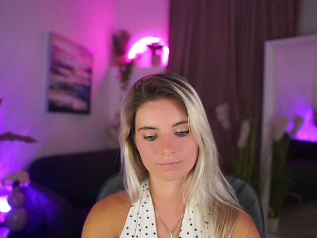 Jetpearl live cam on BongaCams