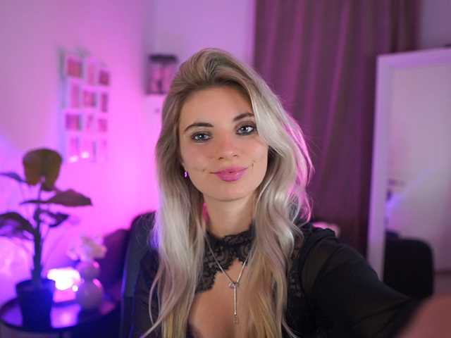 Jetpearl live cam on BongaCams