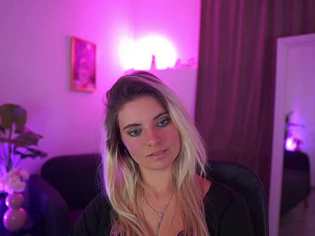 Jetpearl live cam on BongaCams