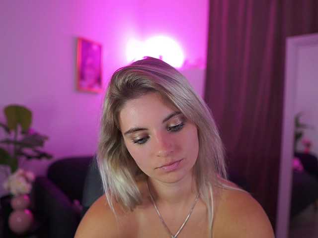 Jetpearl live cam on BongaCams