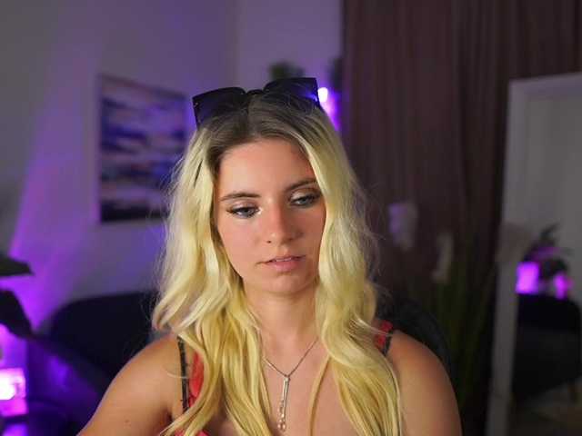 Jetpearl live cam on BongaCams