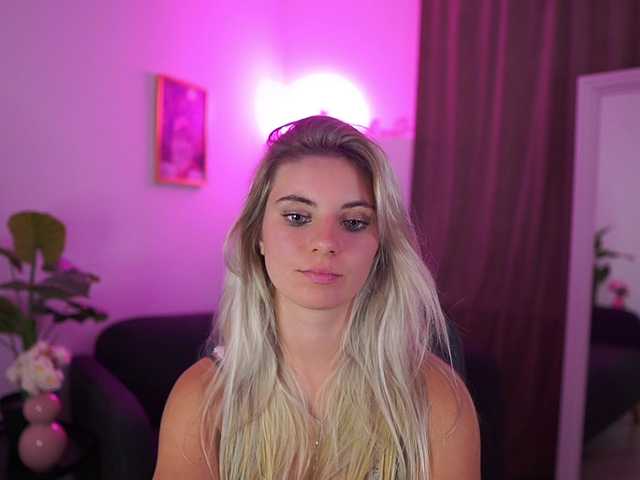 Jetpearl live cam on BongaCams
