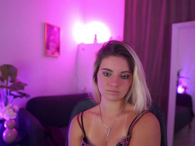Jetpearl live cam on BongaCams