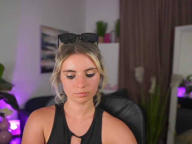 Jetpearl live cam on BongaCams