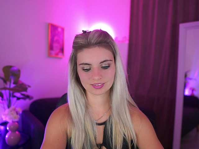 Jetpearl — live female cam