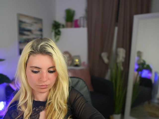 Jetpearl's BongaCams show and profile