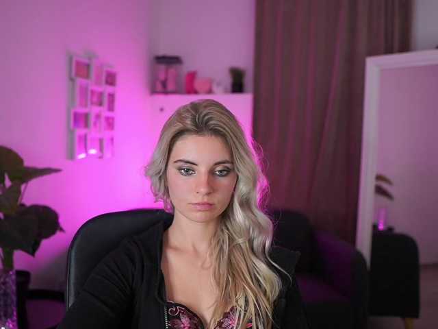 Jetpearl live cam on BongaCams