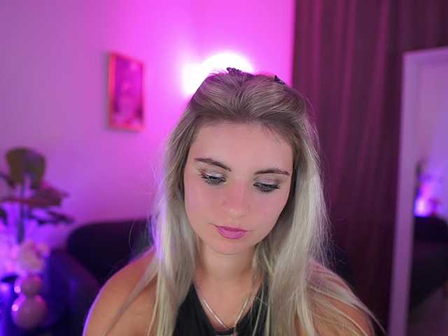 Jetpearl — live female cam