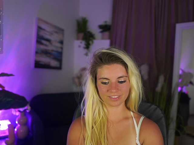 Jetpearl live cam on BongaCams
