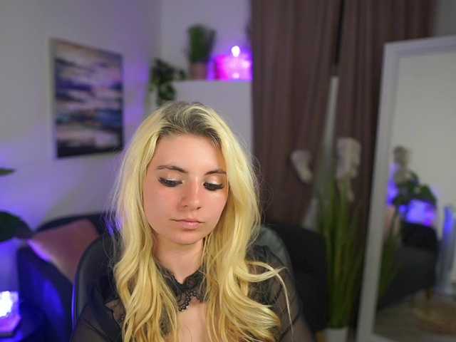 Jetpearl's BongaCams show and profile