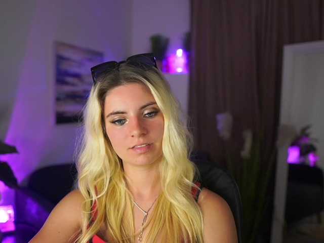 Jetpearl live cam on BongaCams