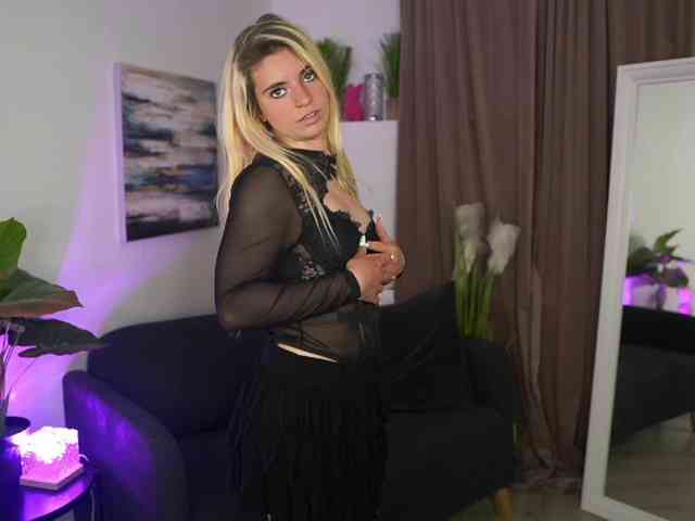 Jetpearl Live Webcam on BongaCams