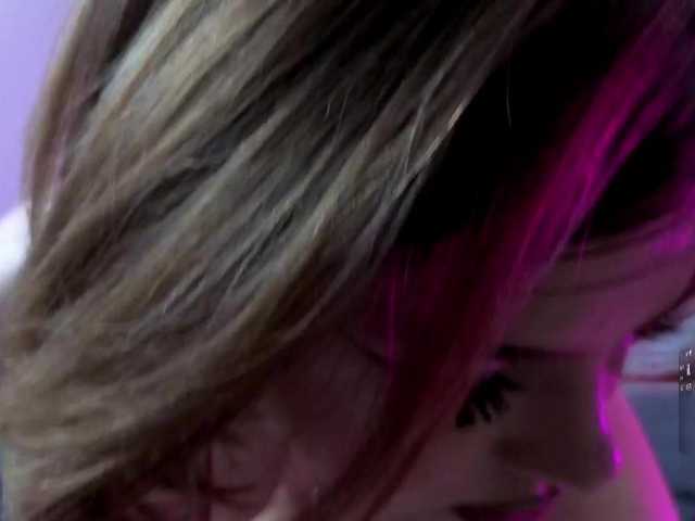 MollyVelvet Live Cam on BongaCams