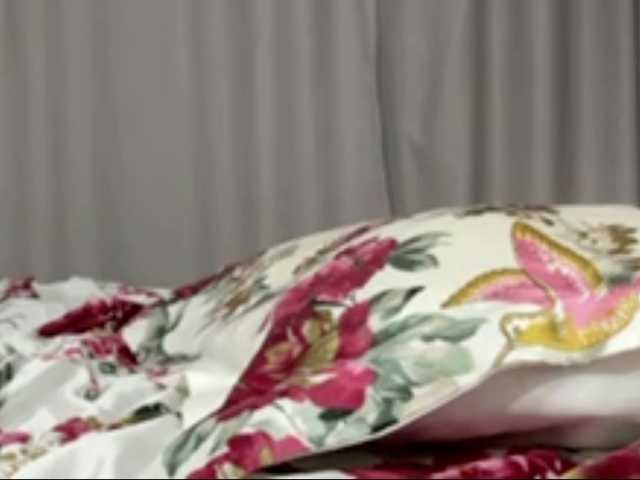 MollyVelvet live cam