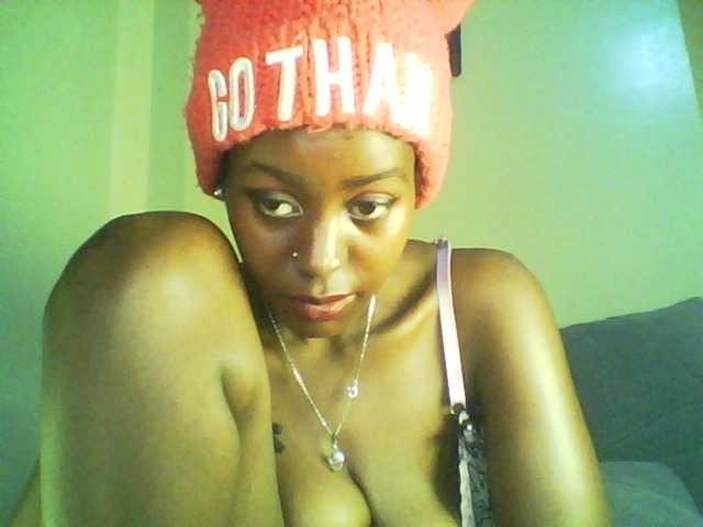 Mailena's BongaCams show and profile