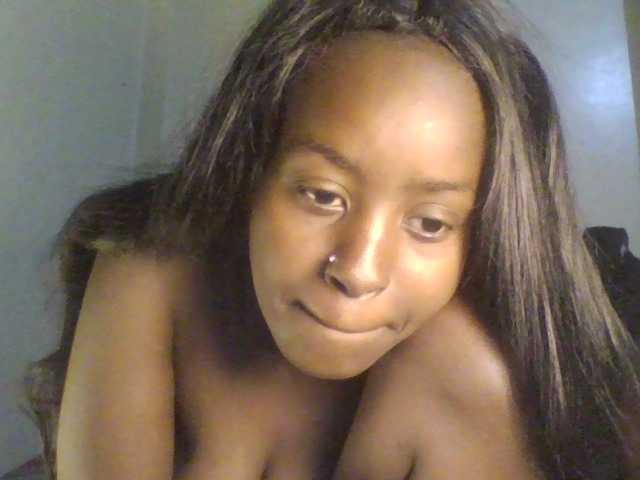 Mailena live cam on BongaCams