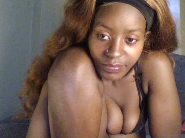 Mailena live cam on BongaCams