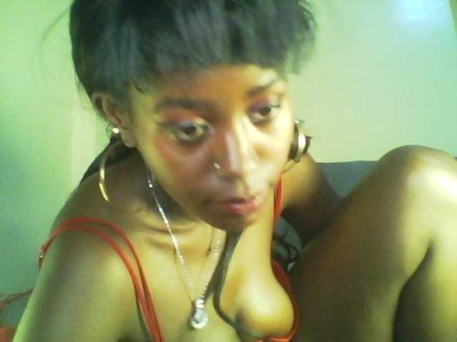 Mailena's BongaCams show and profile