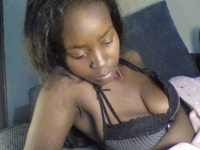 Mailena live cam on BongaCams