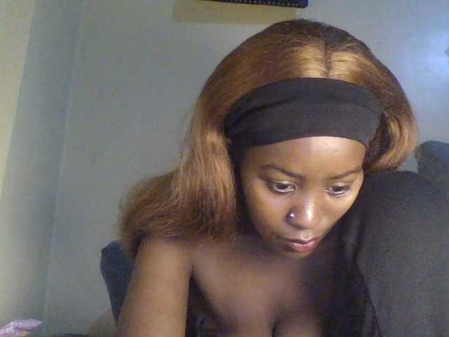 Malaina live cam preview