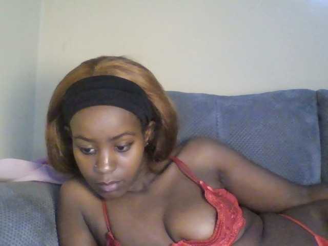 Mailena, en directo ahora en BongaCams