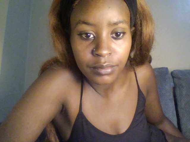 Mailena, 20 y/o - Live Cam on BongaCams