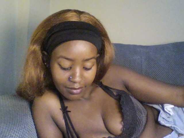 Mailena live cam on BongaCams