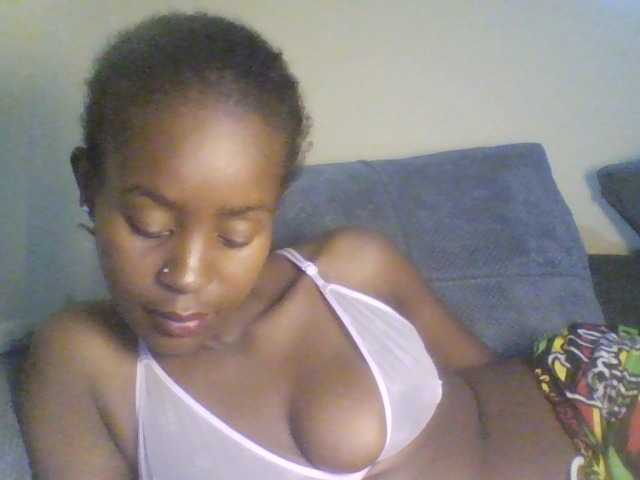 Mailena live cam on BongaCams