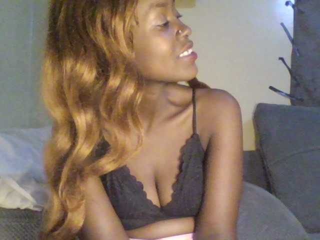 Mailena live cam on BongaCams