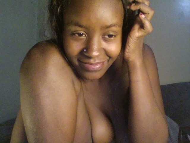 Mailena live cam on BongaCams