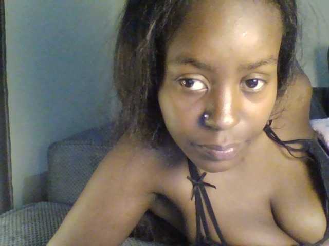 Mailena live cam on BongaCams