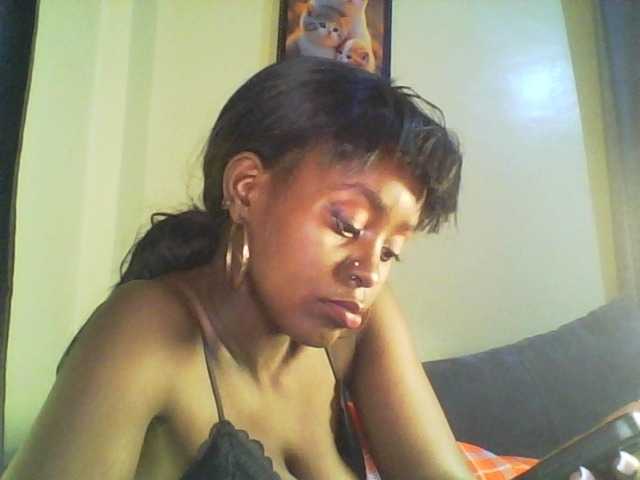 Mailena's BongaCams show and profile