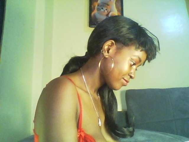 Mailena's BongaCams show and profile