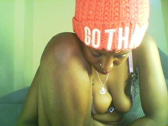 Mailena's BongaCams show and profile